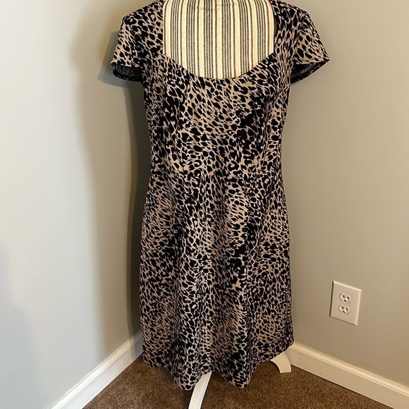 Olivia Matthew’s Animal Print Dress Size 14 - Picture 1 of 5
